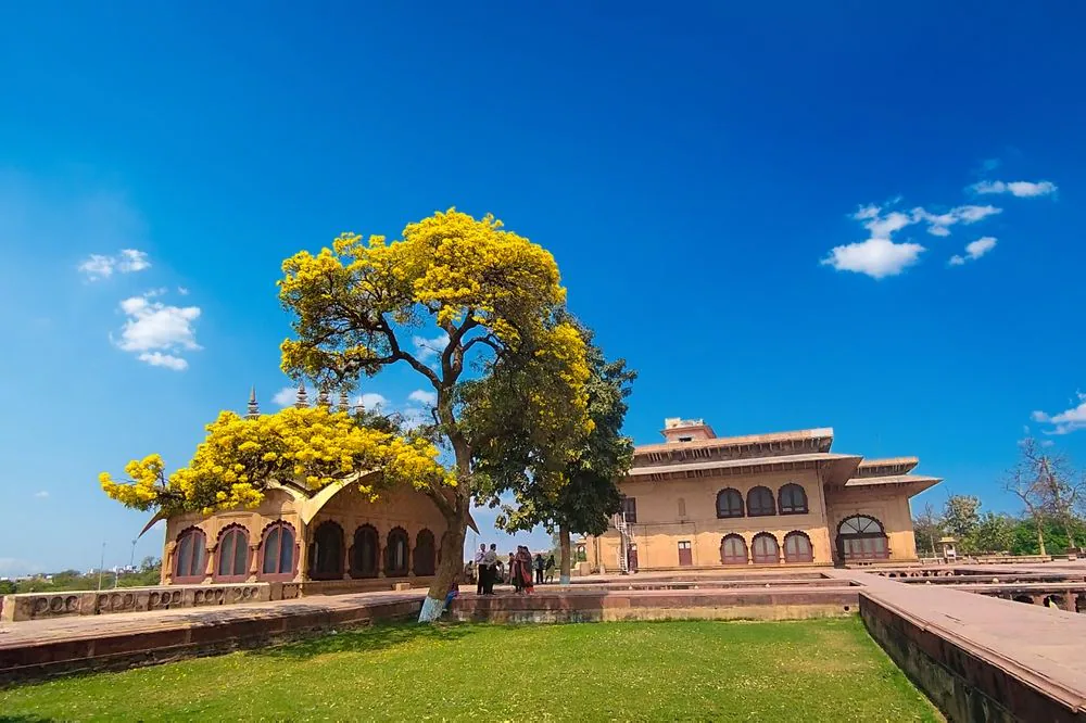 Mathura Tour With Bharatpur